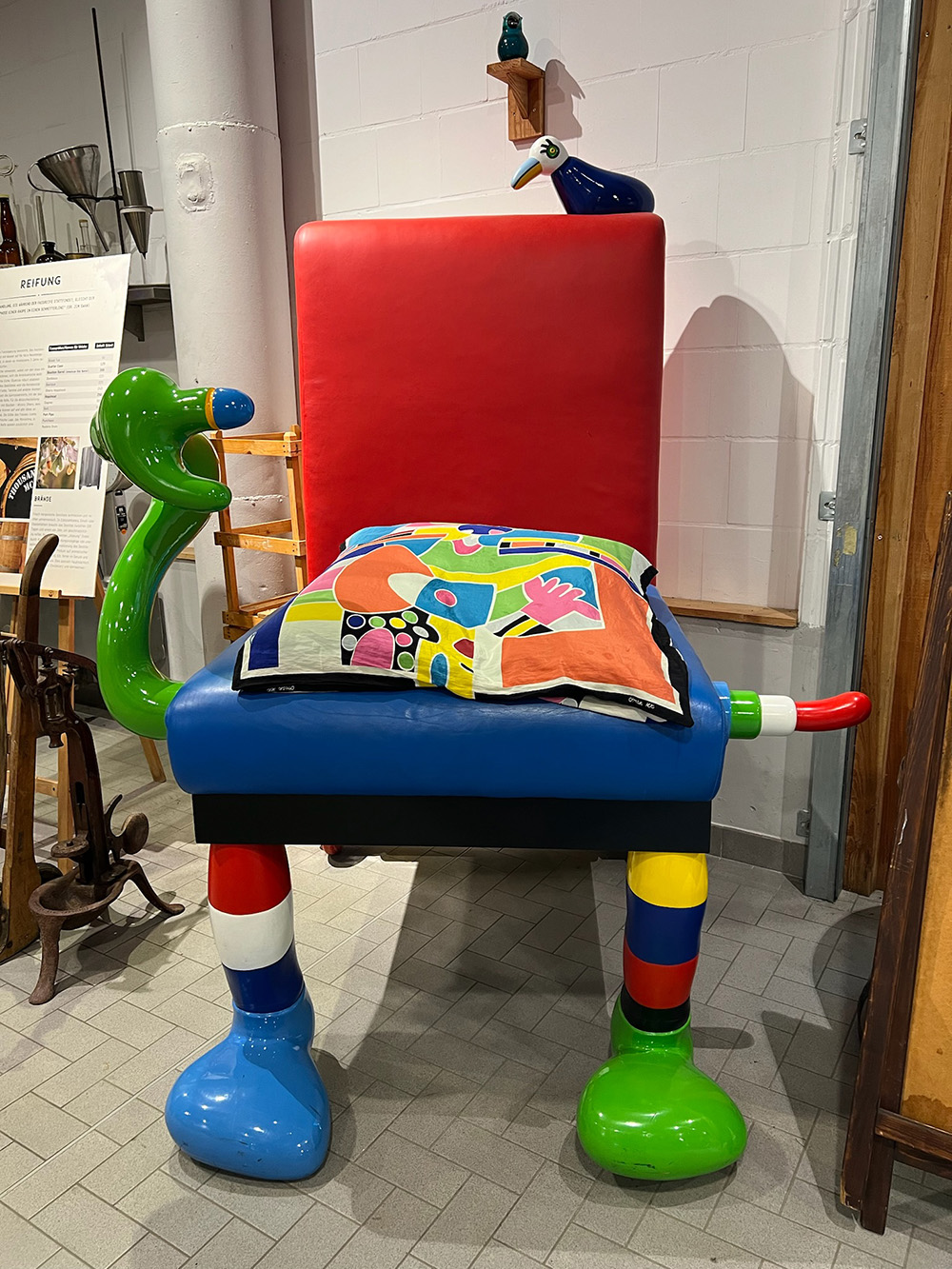 Kunst von Ottmar Alt in der Brennerei